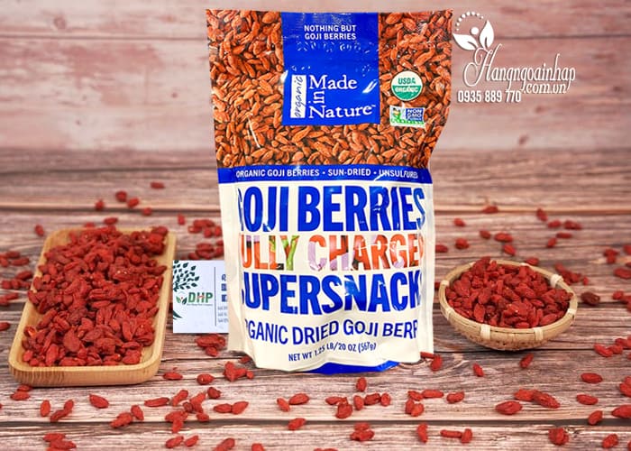 Hạt kỷ tử sấy khô Goji Berries 567g Organic Made in Nature 2 Hạt kỷ tử sấy khô Goji Berries 567g Organic Made in Nature 1
